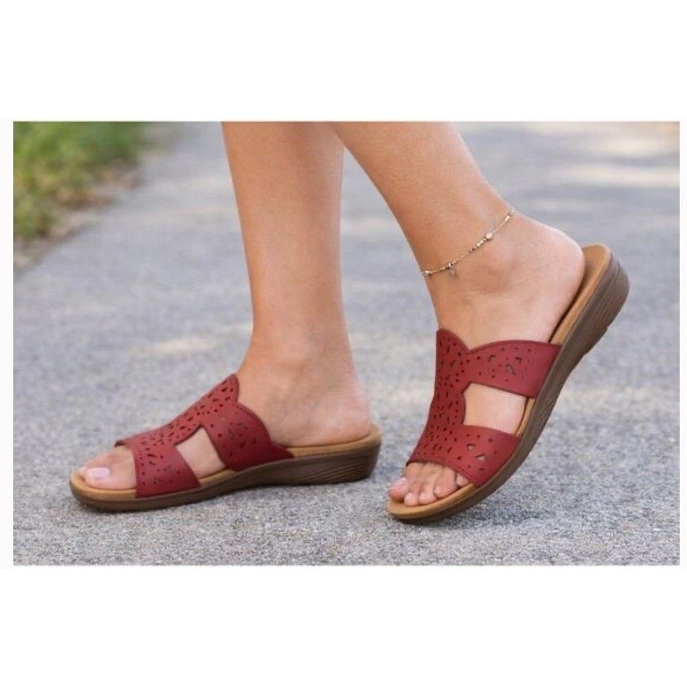 Easy Spirit Red Leather Scalloped Slide‎ Wedge Sandals Sz 7m / S26713